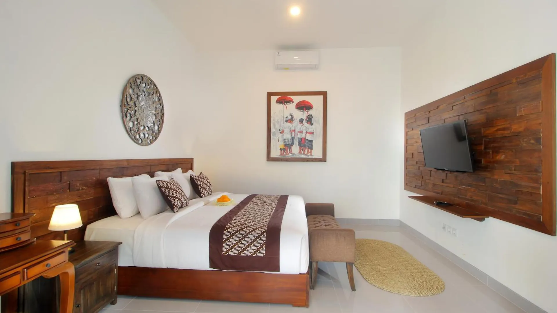 Bougainvillea Villa Seminyak By Parigata