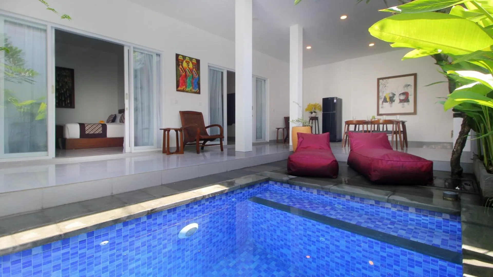 Bougainvillea Villa Seminyak By Parigata