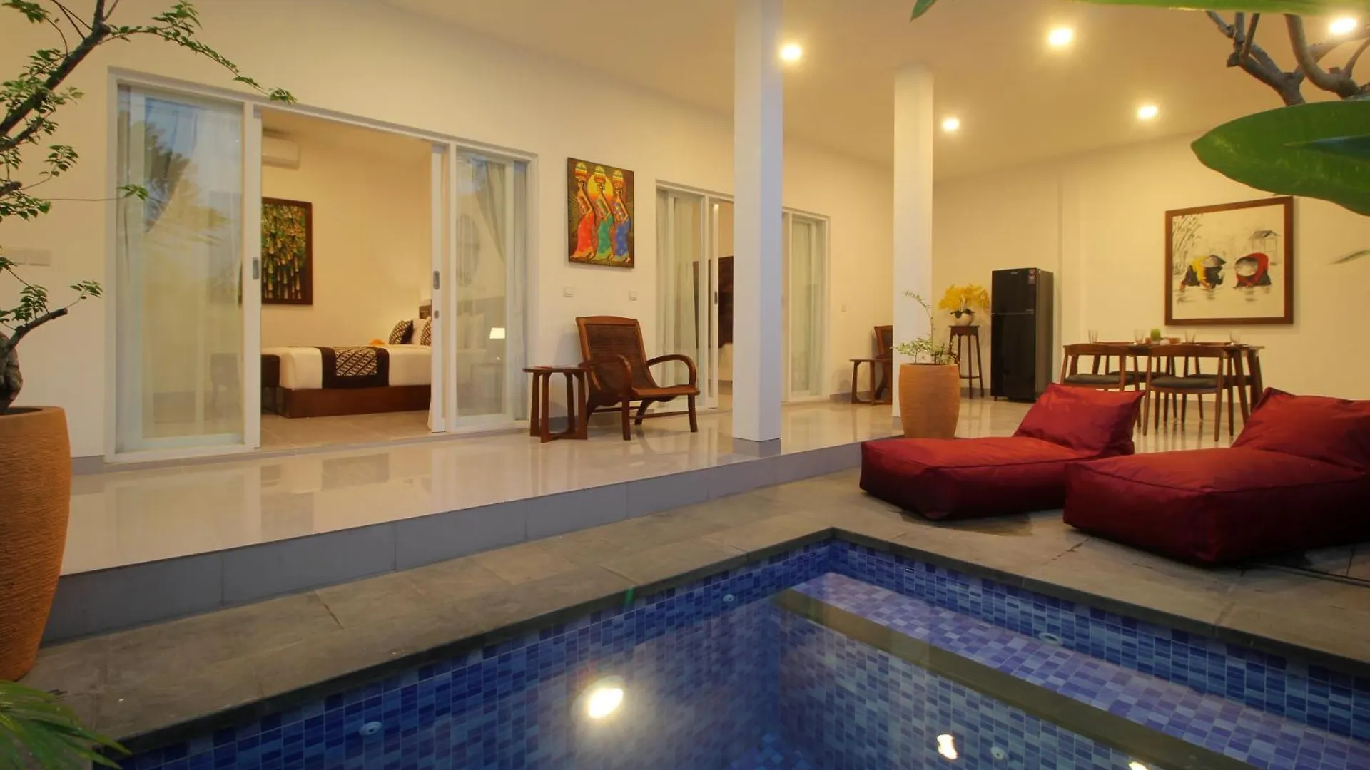 Bougainvillea Villa Seminyak By Parigata